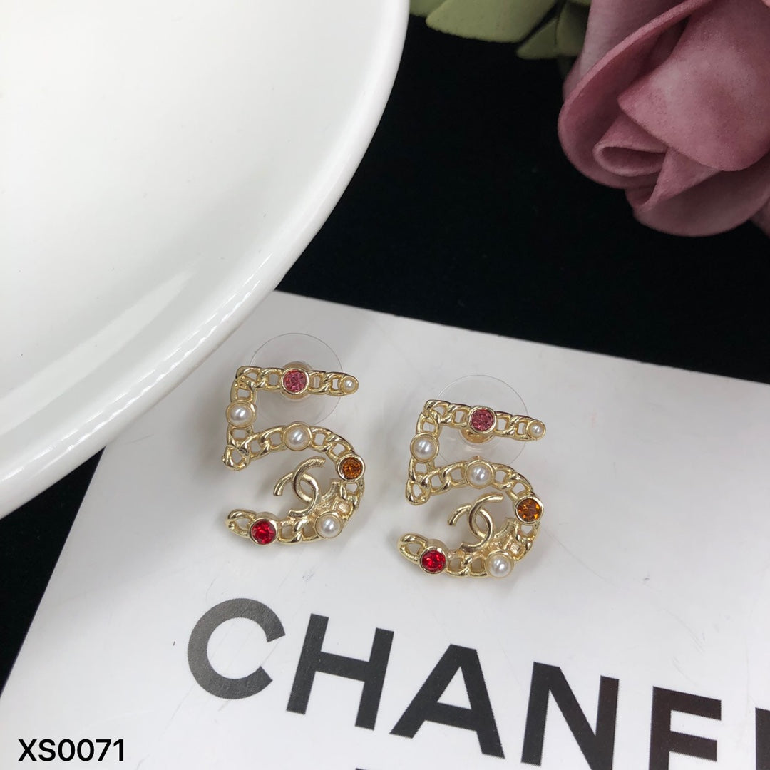 1YC174EDE Stylish Earrings