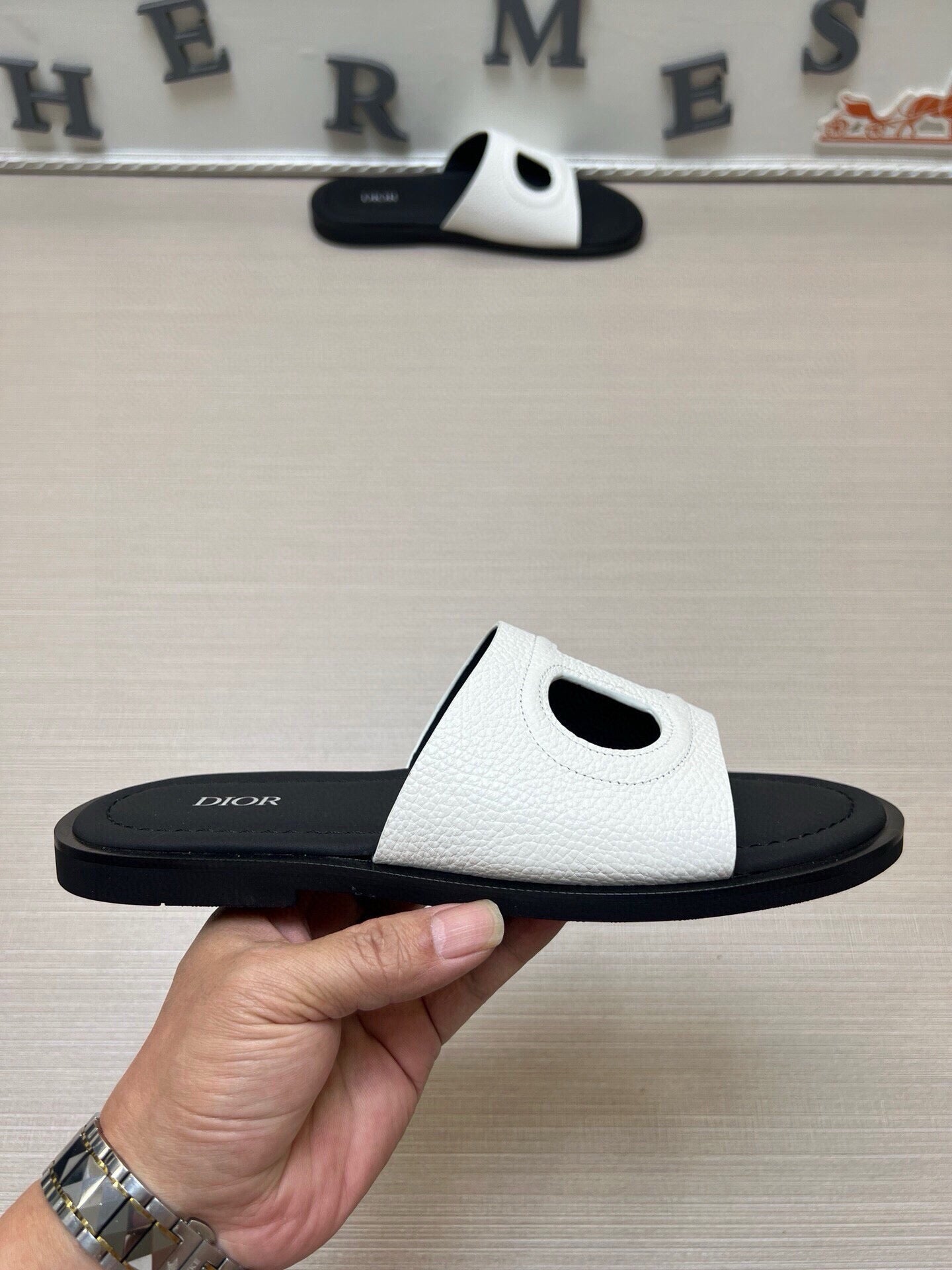 535ZD306ZDE Stylish Slippers