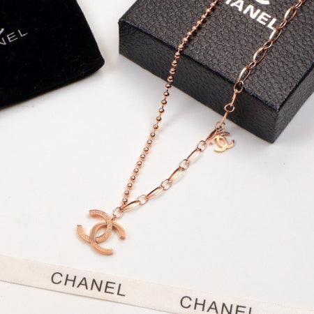 2C11XDE Stylish Necklaces