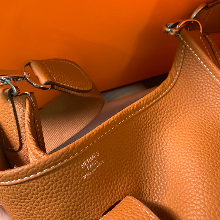 1H1BDE Stylish leather bag