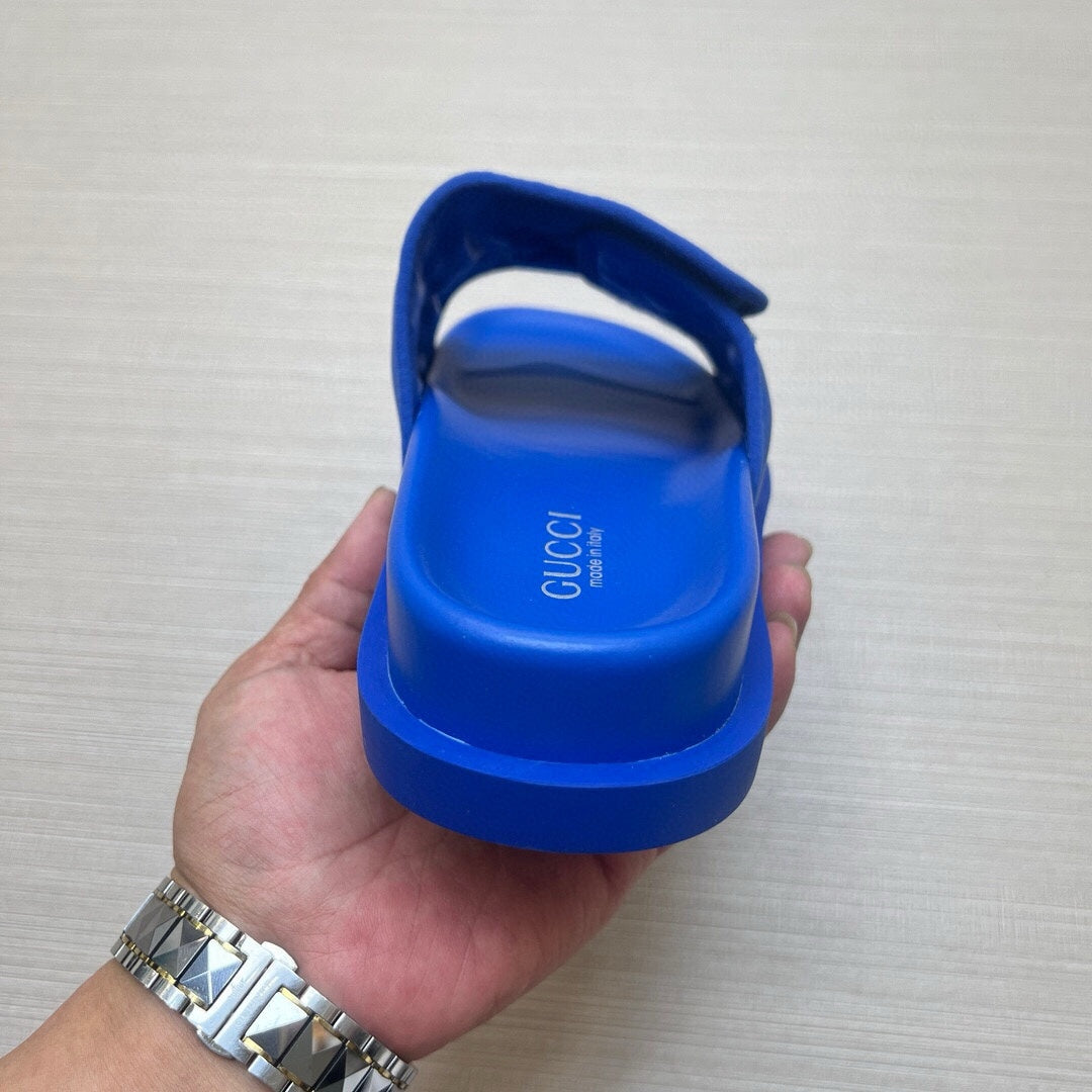 5LB230ZDE Stylish Slippers