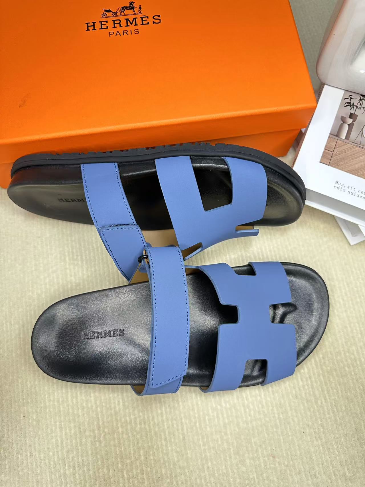 255QH26ZDE Stylish leather shoes