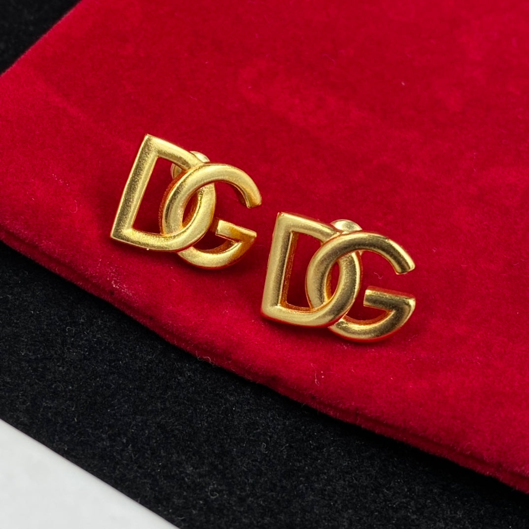 1XA588EDE Stylish Earrings