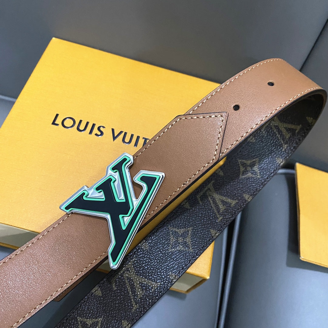 14E130PDE Stylish High quality belt With full package