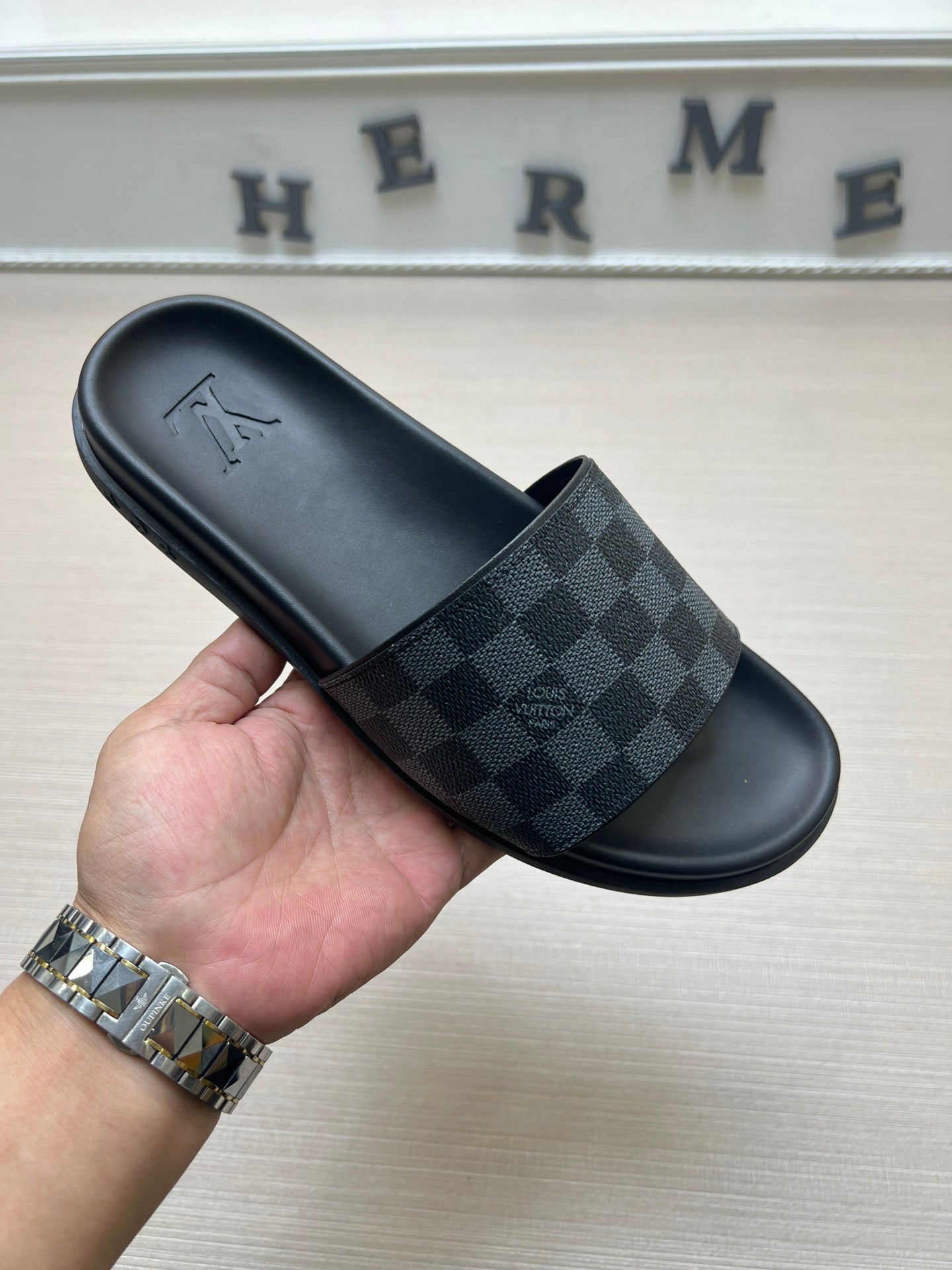 54E59ZDE Stylish slippers