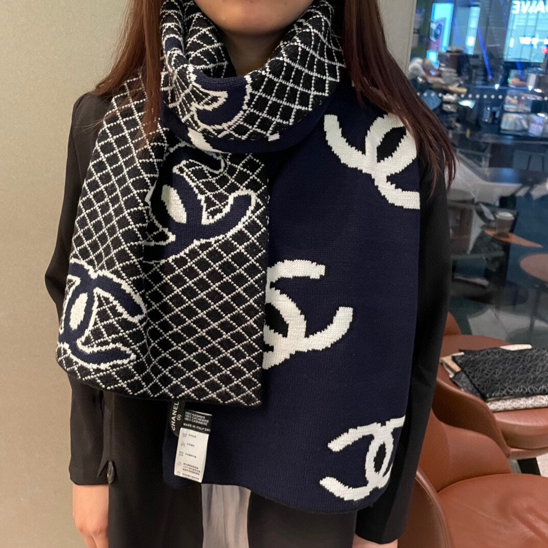 185ZC73WDE Stylish Winter Scarves