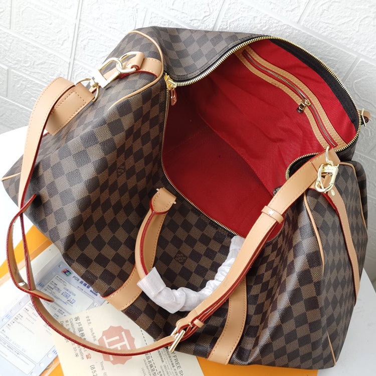 1E051BDE Stylish leather bag