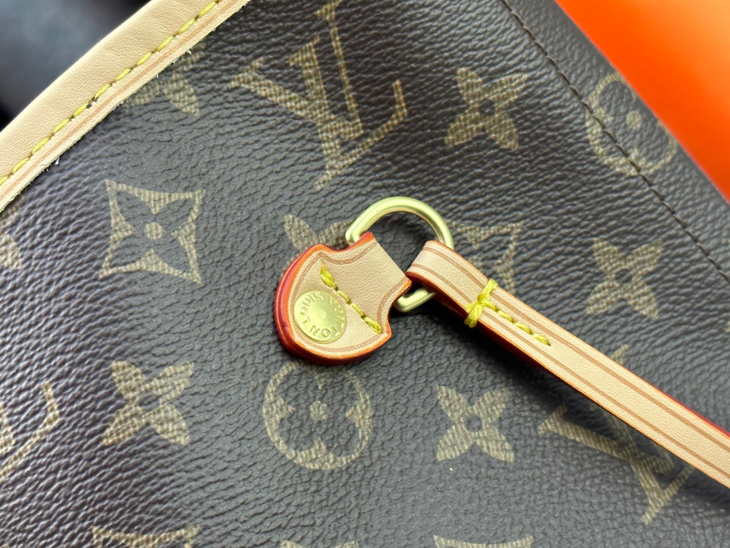 155XE15BDE Stylish leather bag