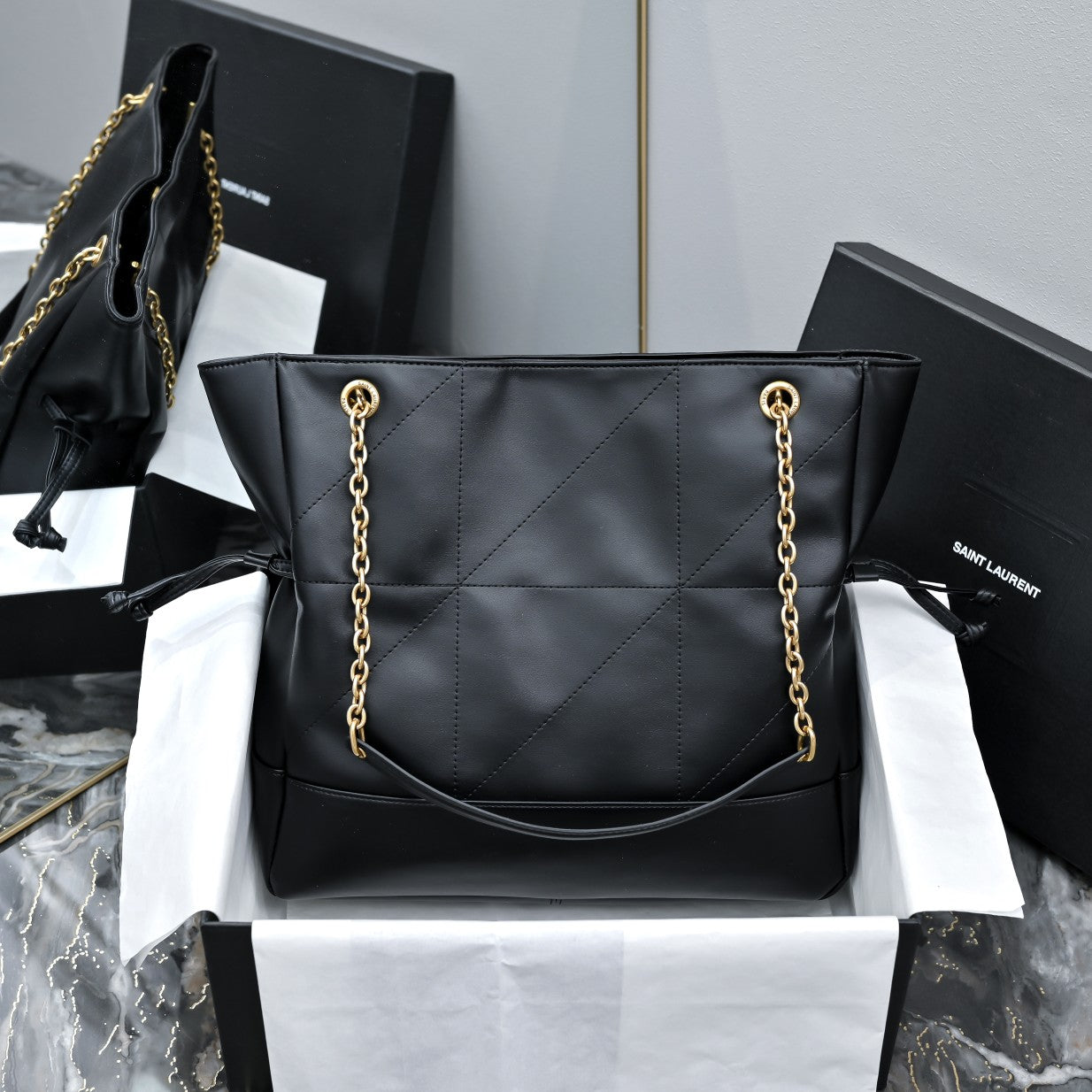 15RSL38BDE Stylish leather bag