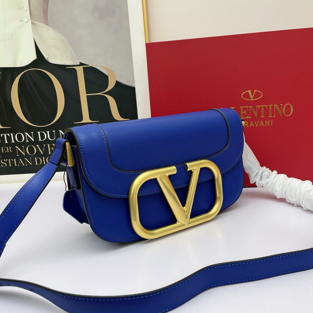 5A45BDE Stylish leather bag