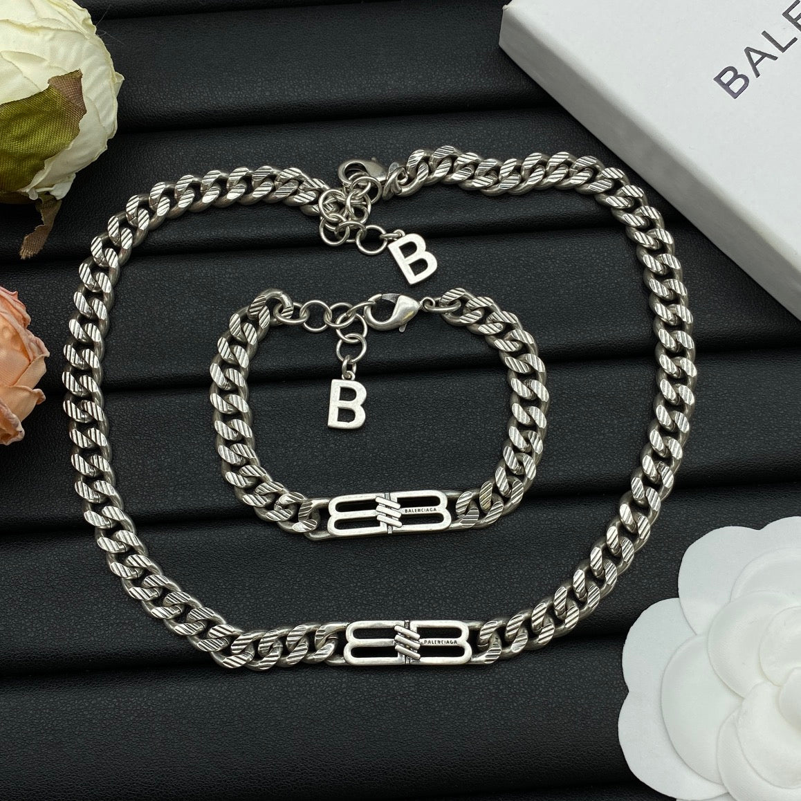 14J133XDE Stylish Necklaces Bracelets