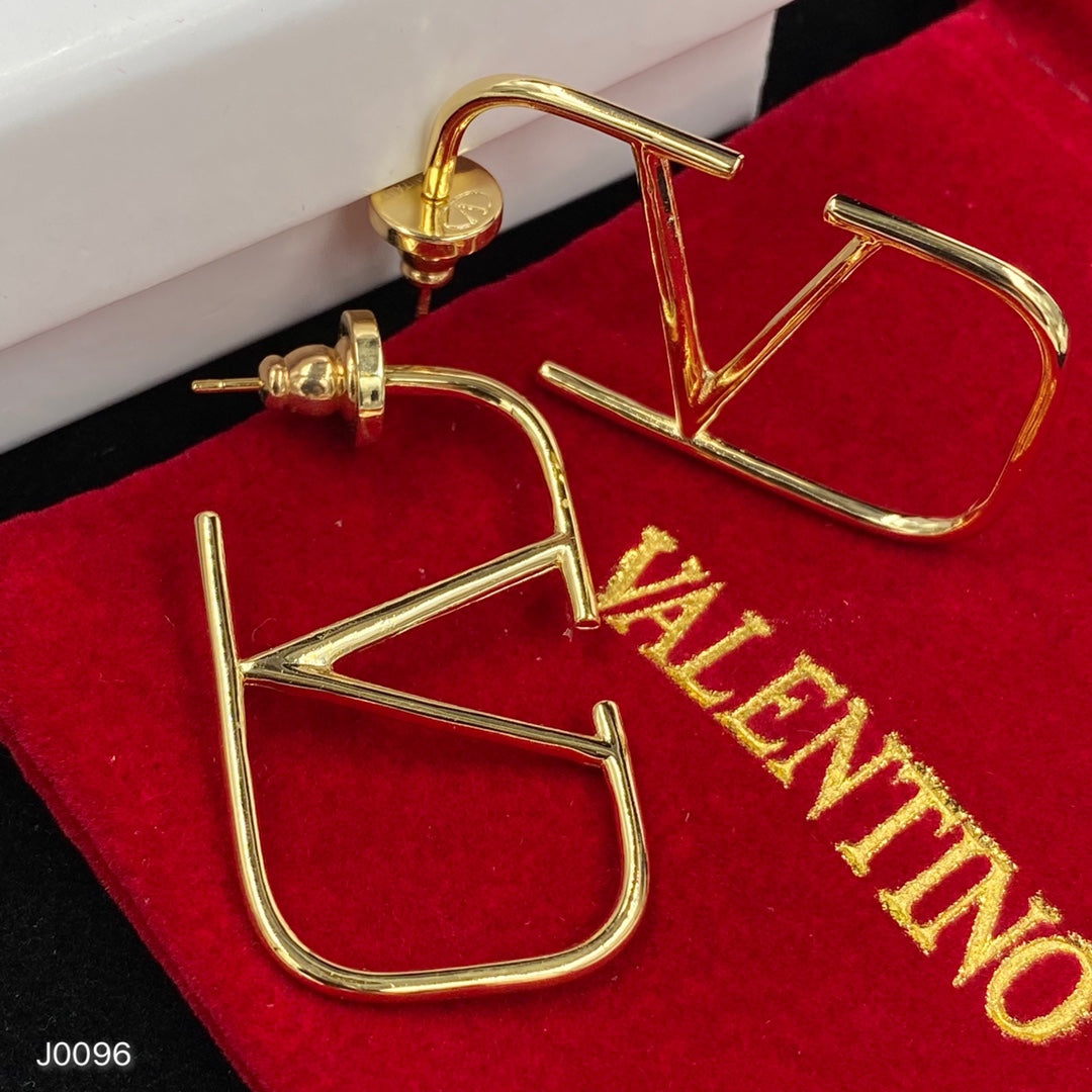 1XVL442EDE Stylish Earrings