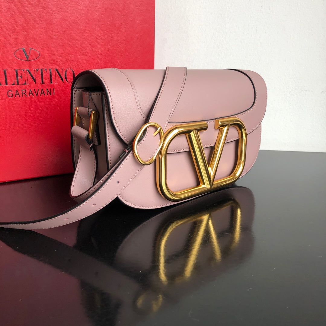 5A45BDE Stylish leather bag