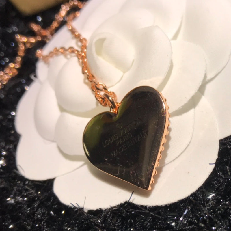 3E56XDE Stylish Necklaces