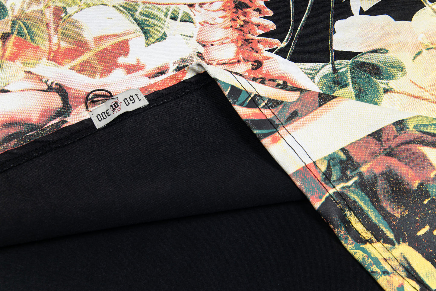 145RA143UDE Stylish T-shirt