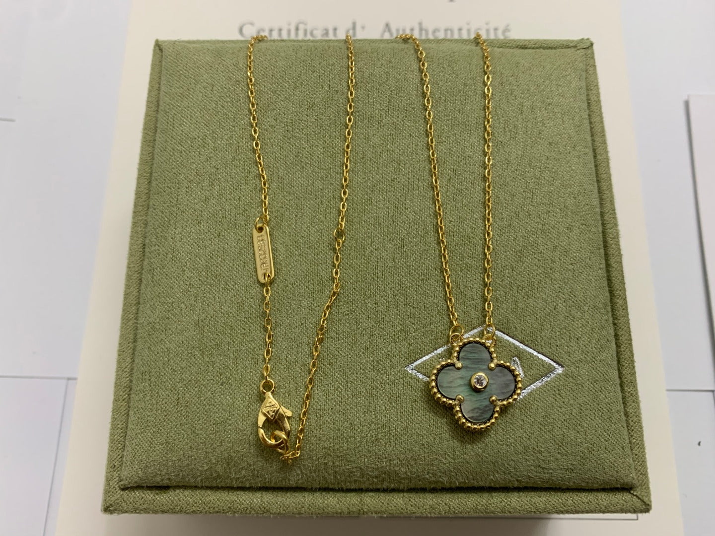 5XVA185XDE Stylish 1 flower necklace