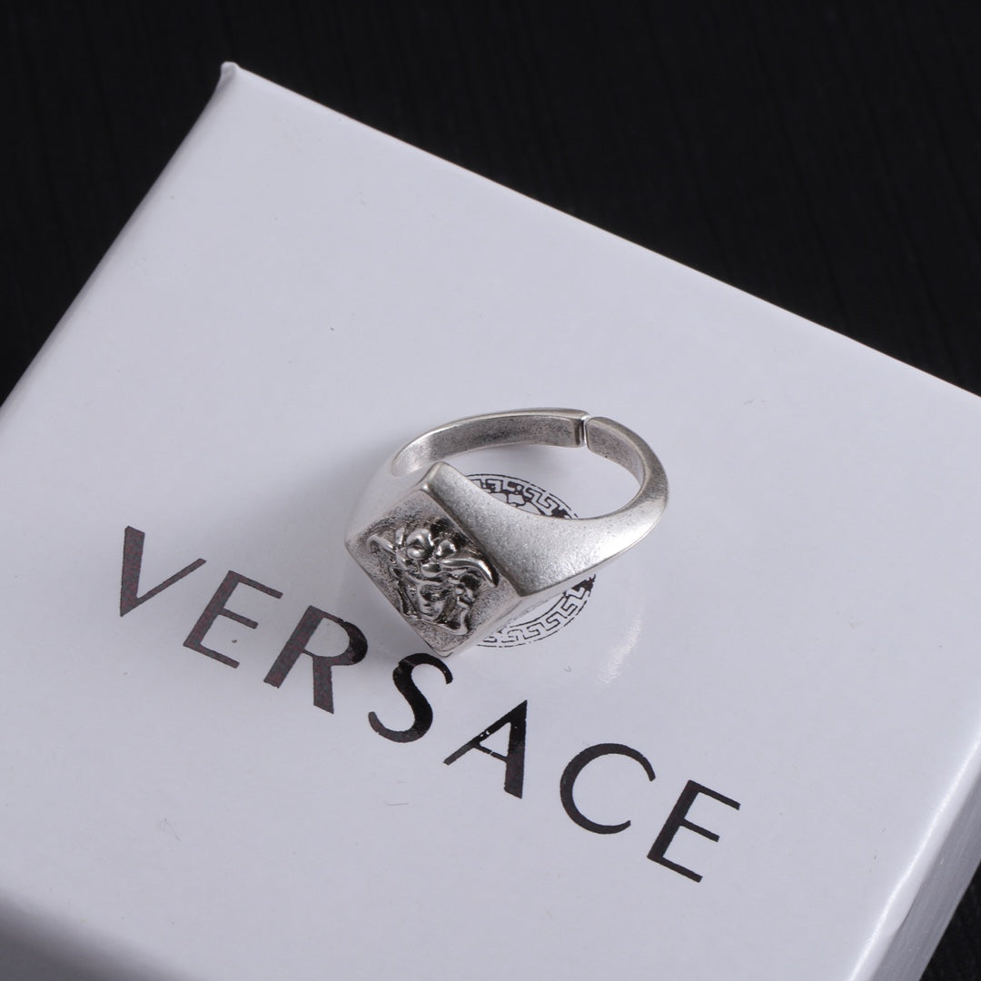 14V455EDE Stylish and high quality Earrings