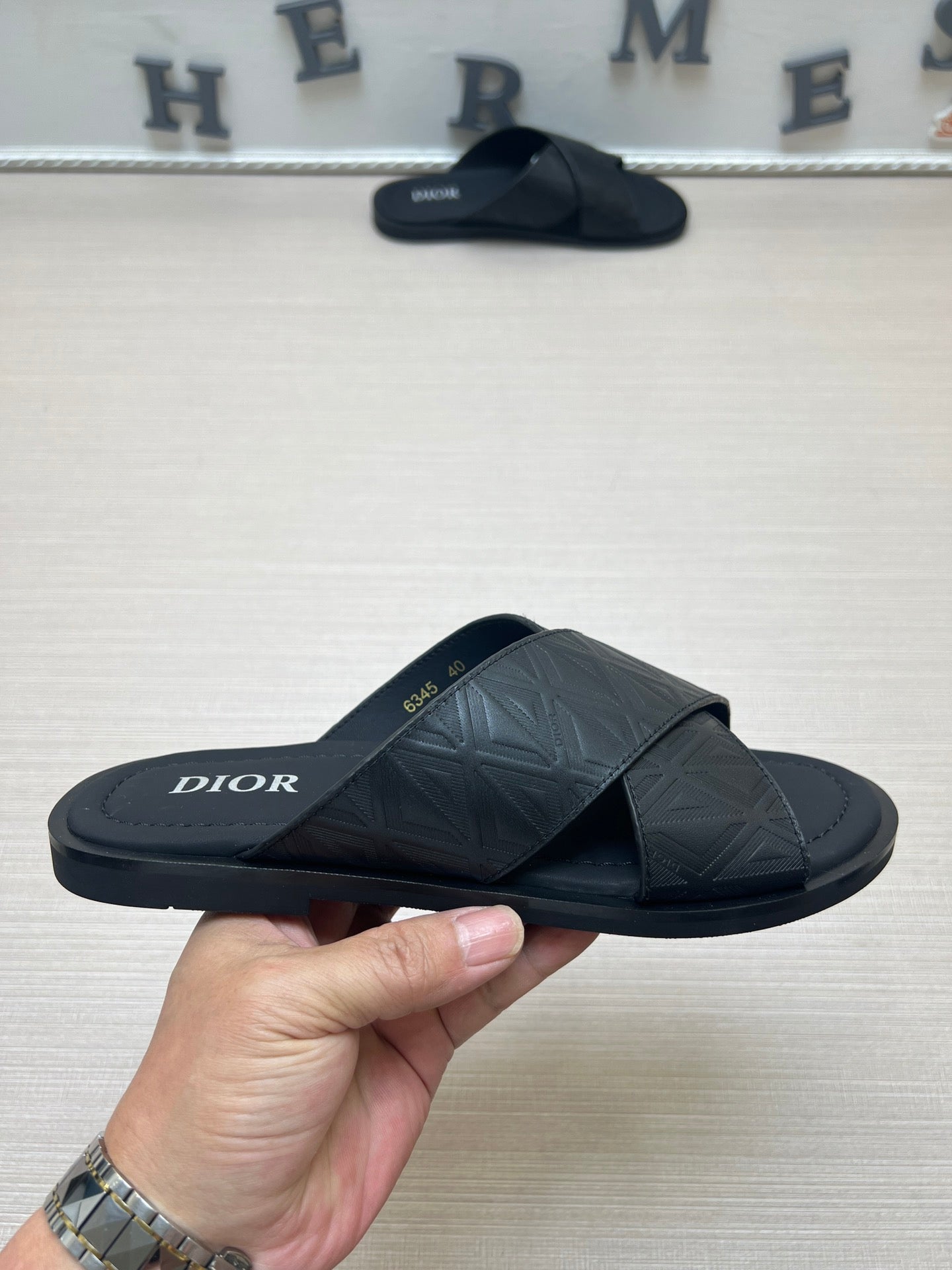 54D78ZDE Stylish slippers