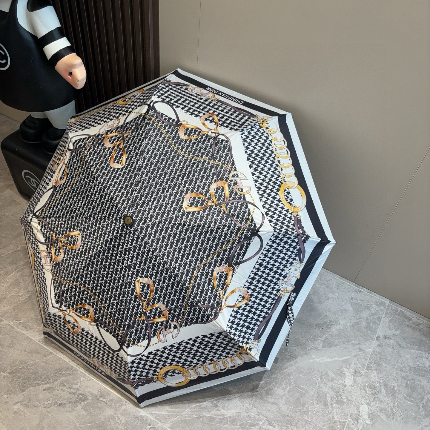 15RD79SDE Stylish UV resistant umbrella