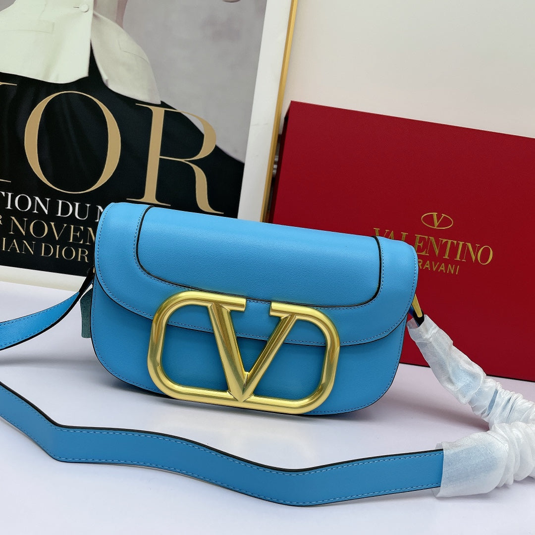 5A45BDE Stylish leather bag