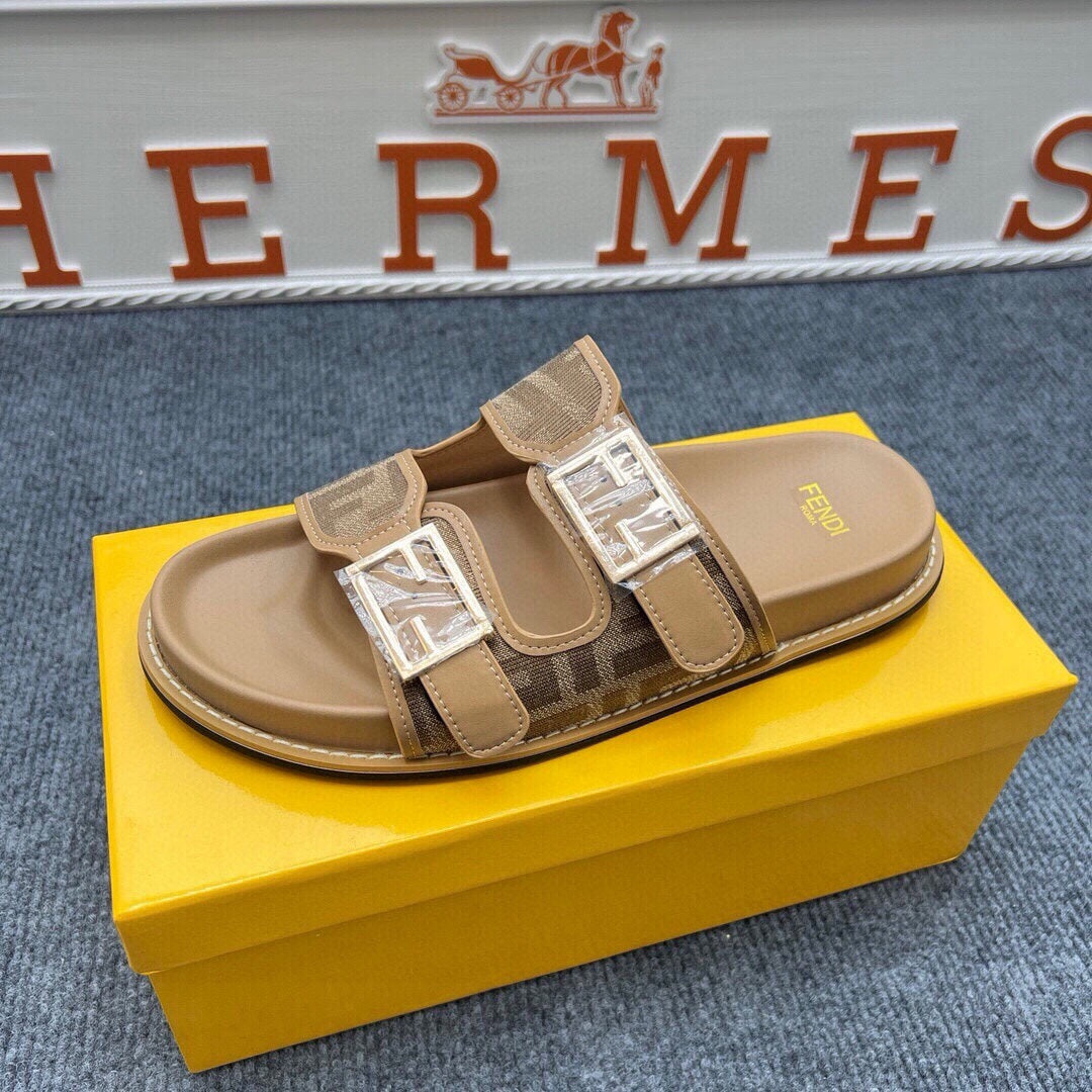 54F38ZDE Stylish slippers
