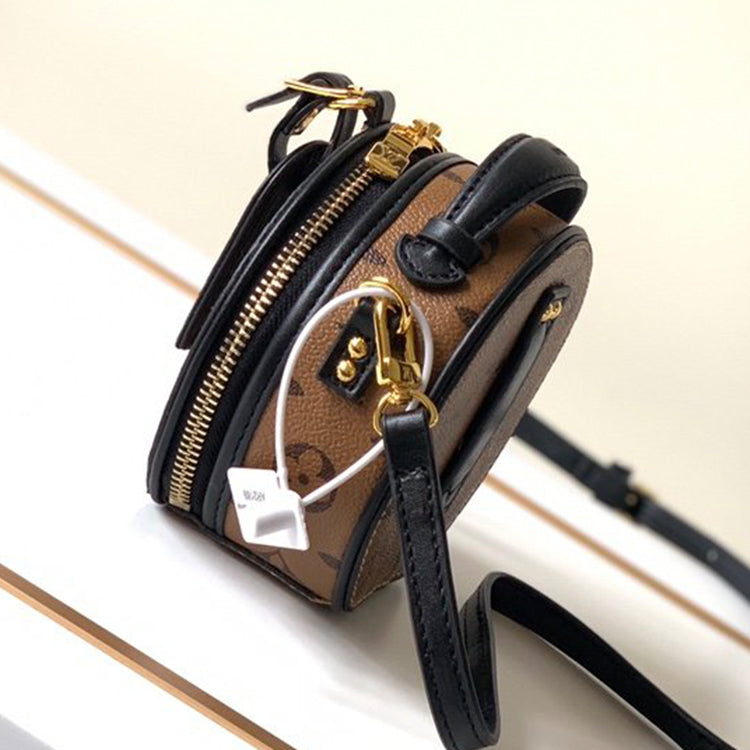 1E16BDE Stylish leather bag