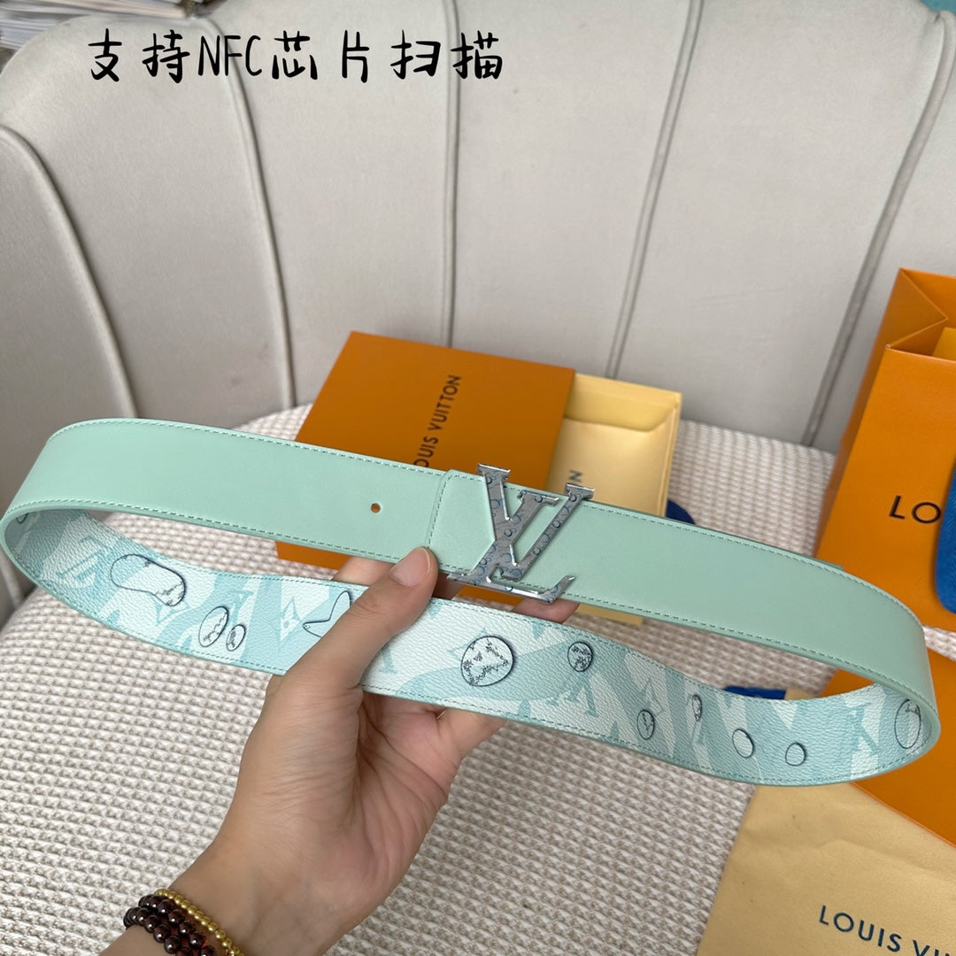 14E139PDE Stylish High quality leather belt With full package