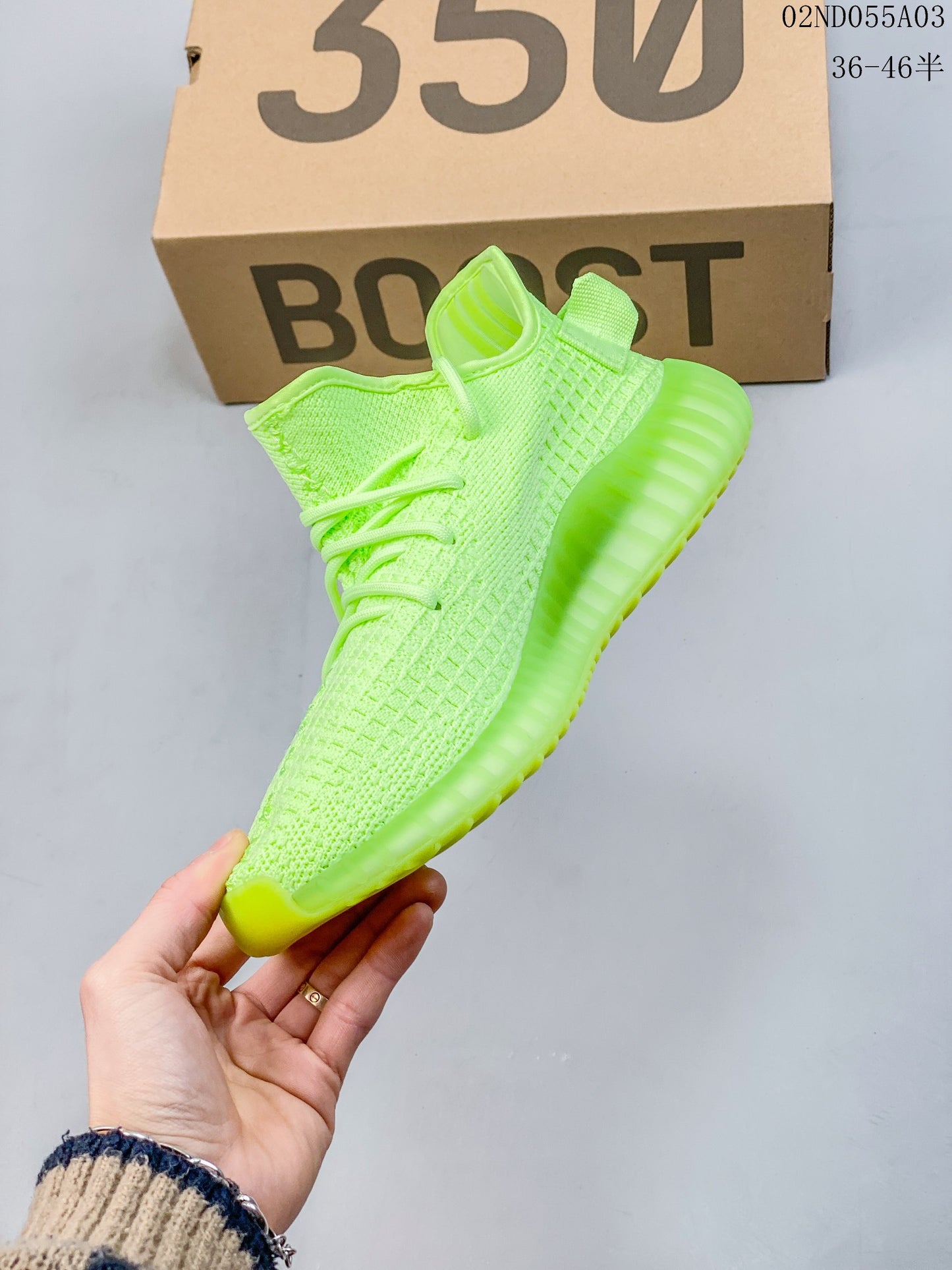 4YA88ZDE Stylish Sneakers (No Box, August-October Big Sale)