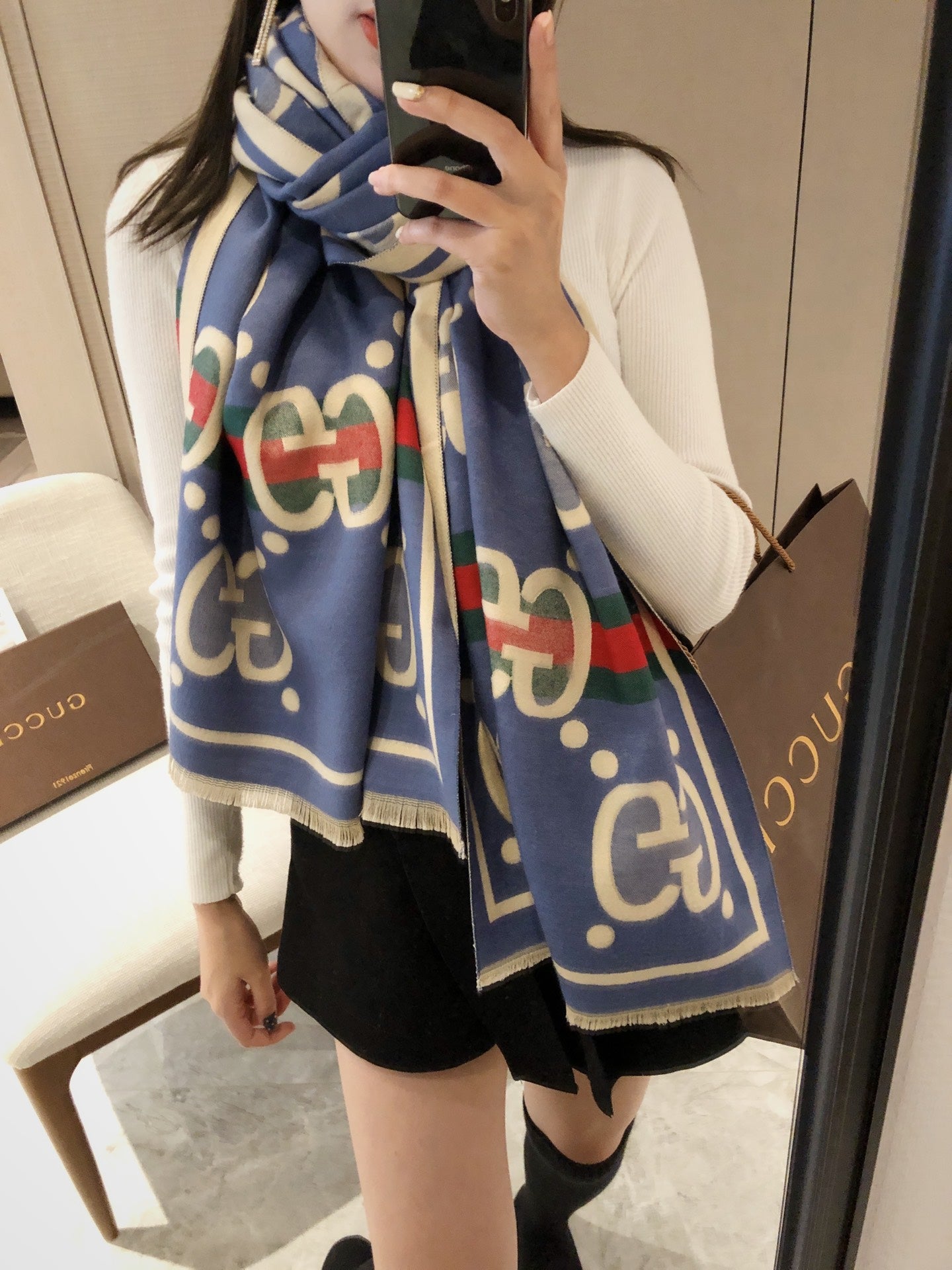 175RB35WDE Stylish Winter Scarves