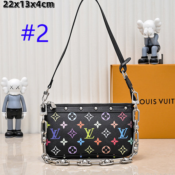 15XE12BDE Stylish leather bag