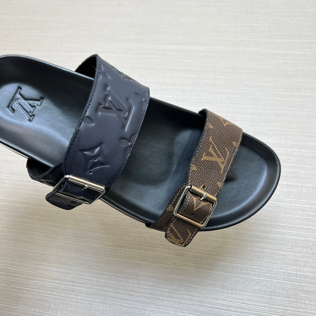 54E87ZDE Stylish slippers