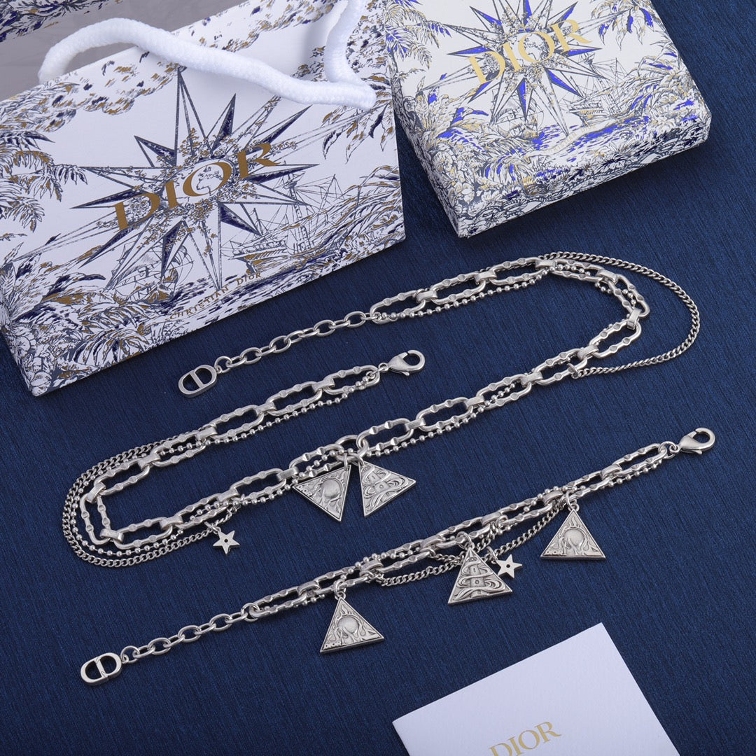 14D593XDE Stylish Bracelets Necklaces
