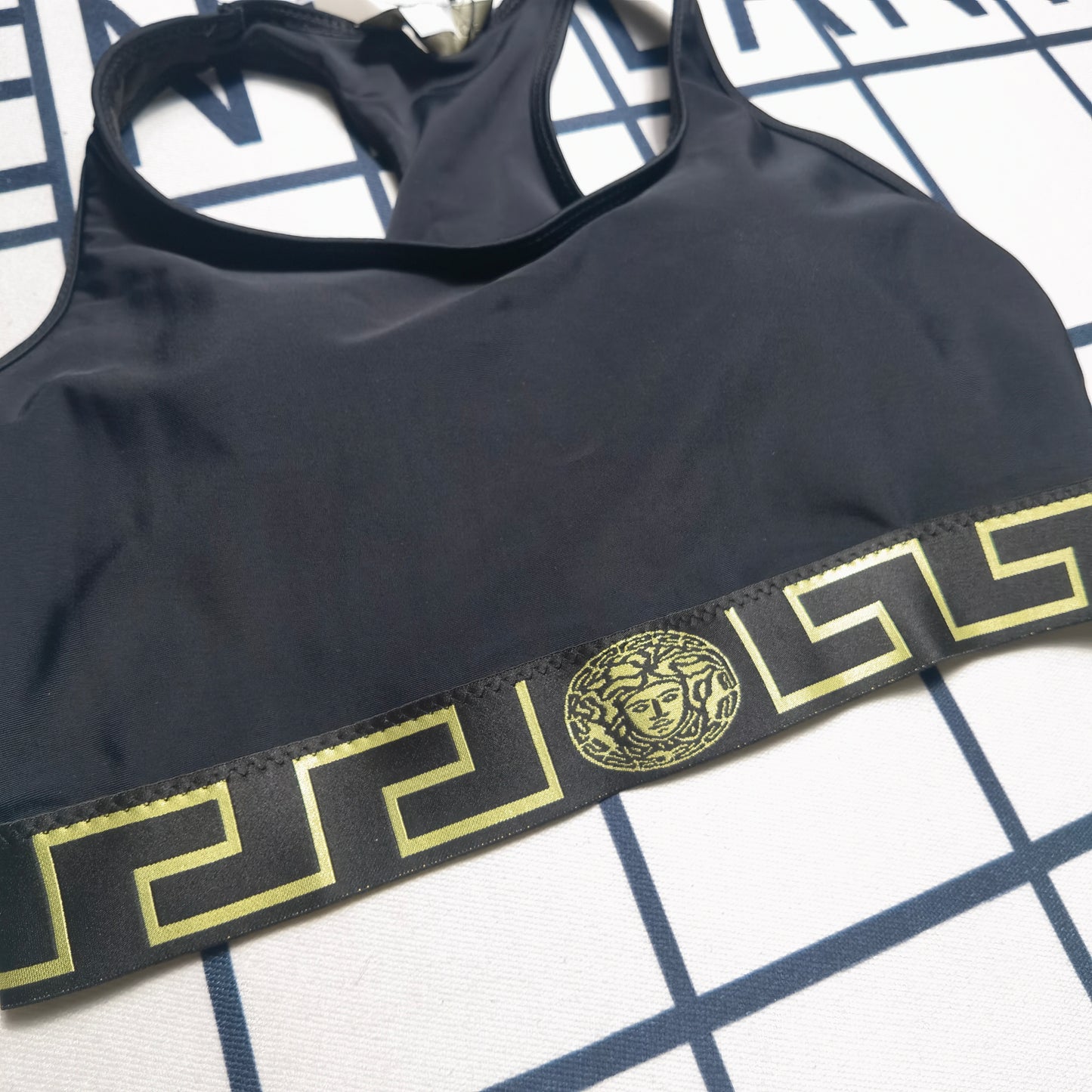14V106YDE Stylish Long sleeve swimsuit