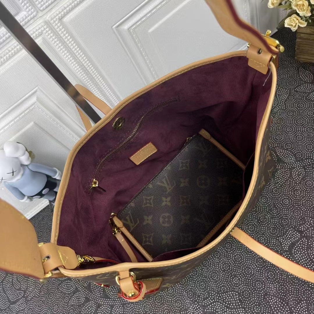 2XE258BDE Stylish leather bag