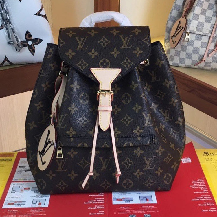 2E5BDE Stylish leather backpacks