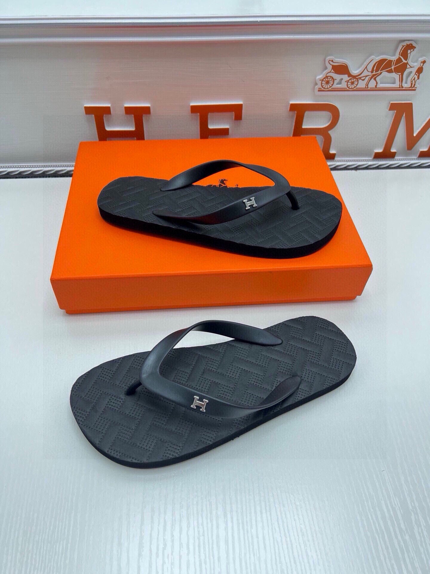 535ZH296ZDE Stylish Slippers