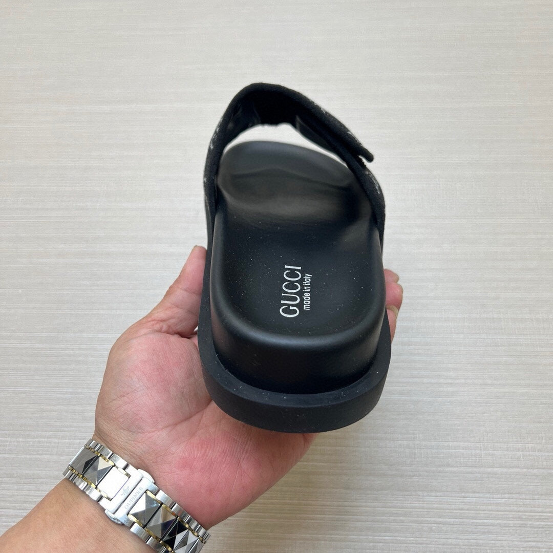 5LB231ZDE Stylish Slippers