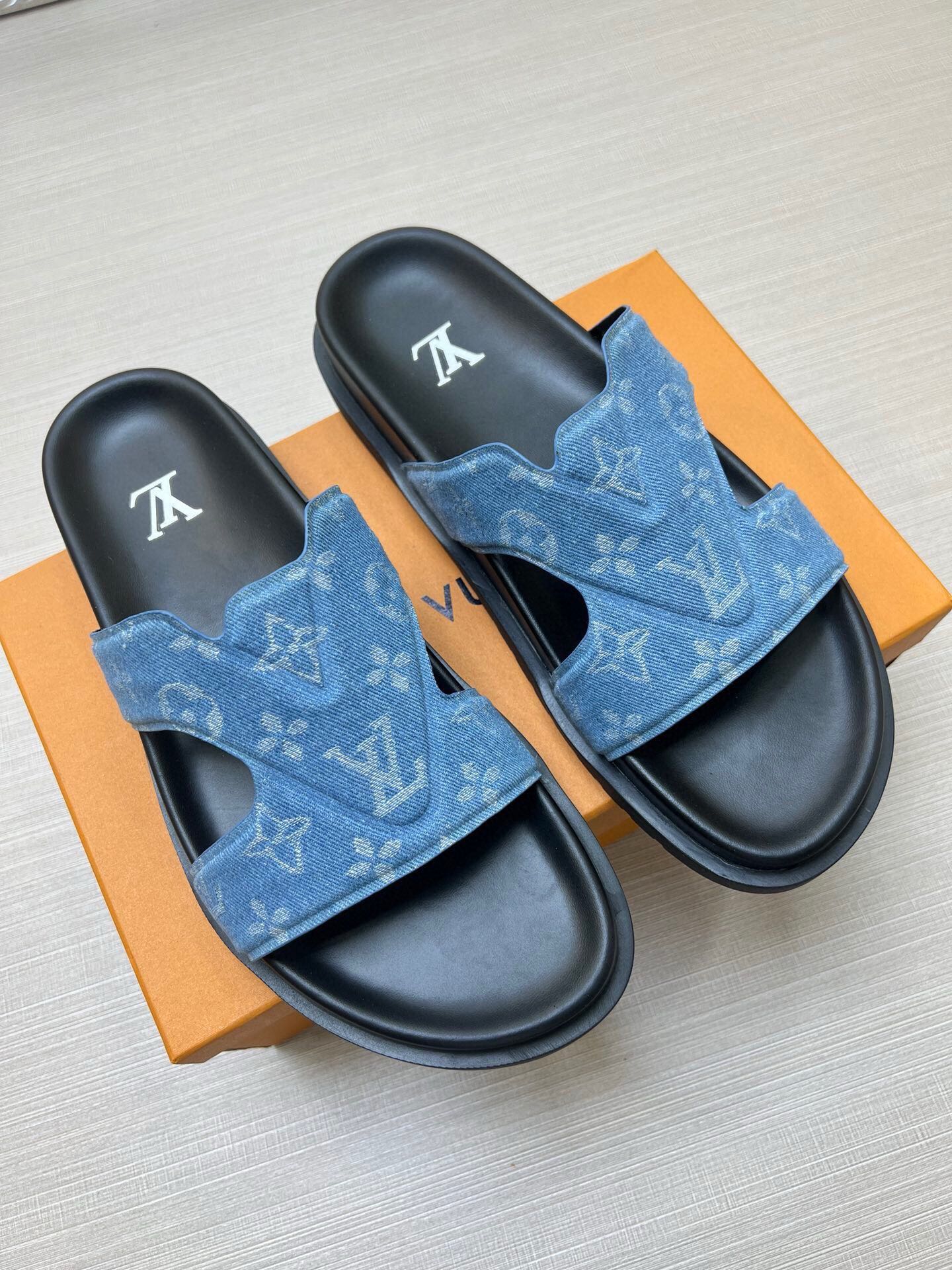 5LE226ZDE Stylish Slippers