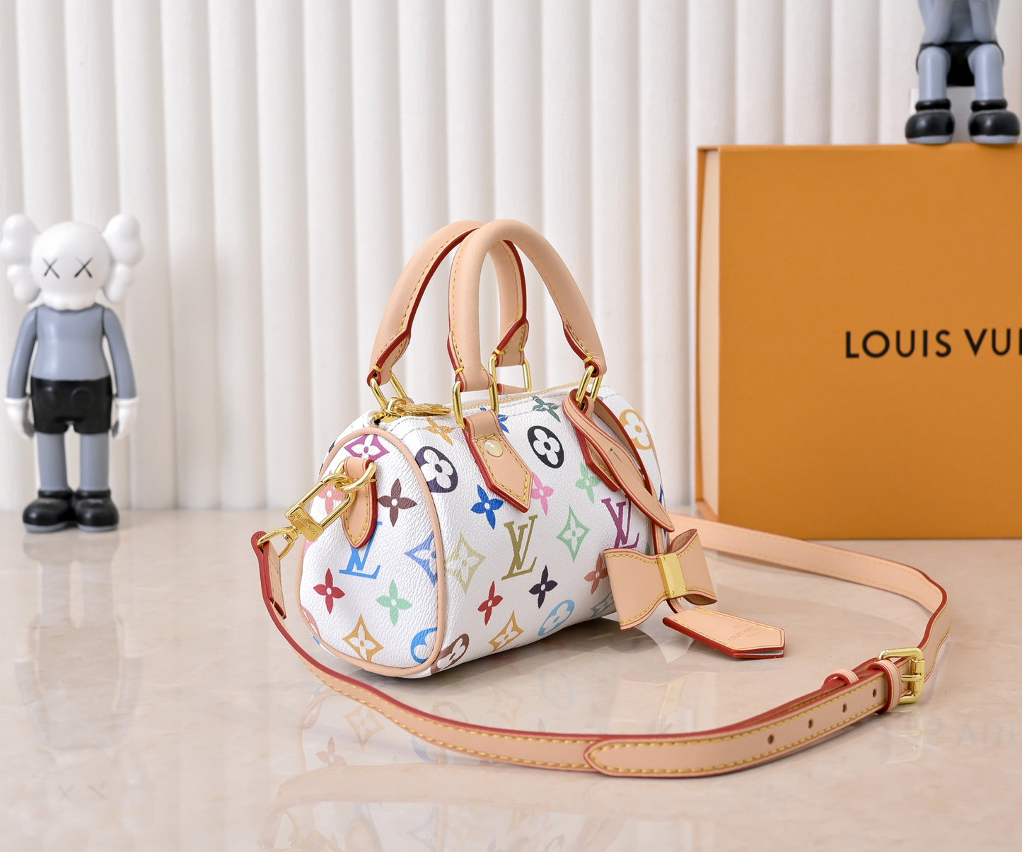175XE2BDE Stylish leather bag