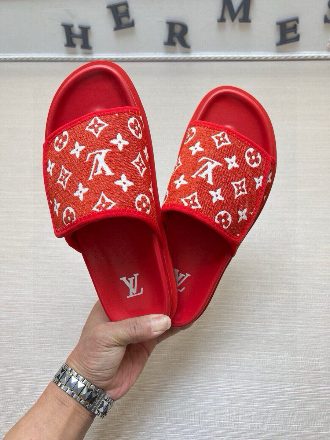 5QE4ZDE Stylish Slippers