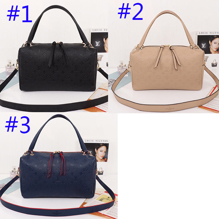 AE14BDE Stylish leather bag