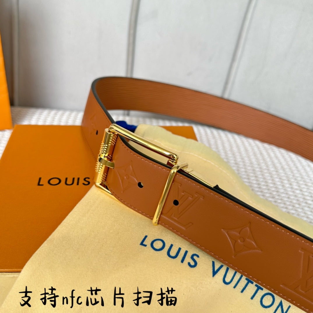 14E148PDE Stylish High quality belt With full package