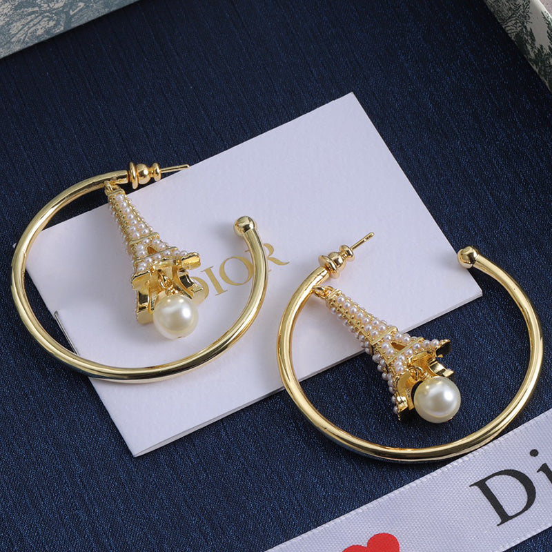 1YD7EDE Stylish Earrings