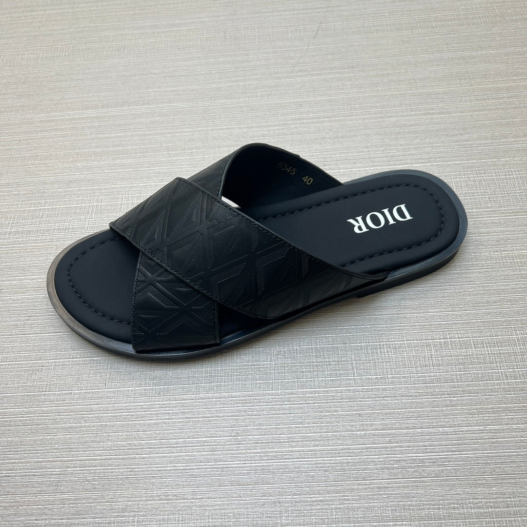 54D78ZDE Stylish slippers