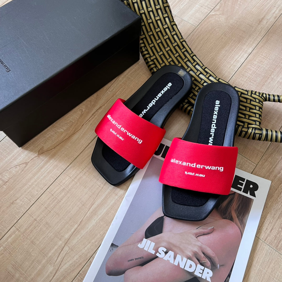 14A5ZDE Stylish Slippers