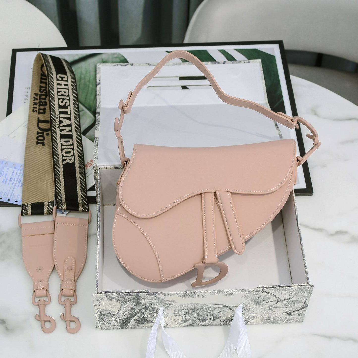 5D10BDE Stylish leather bag