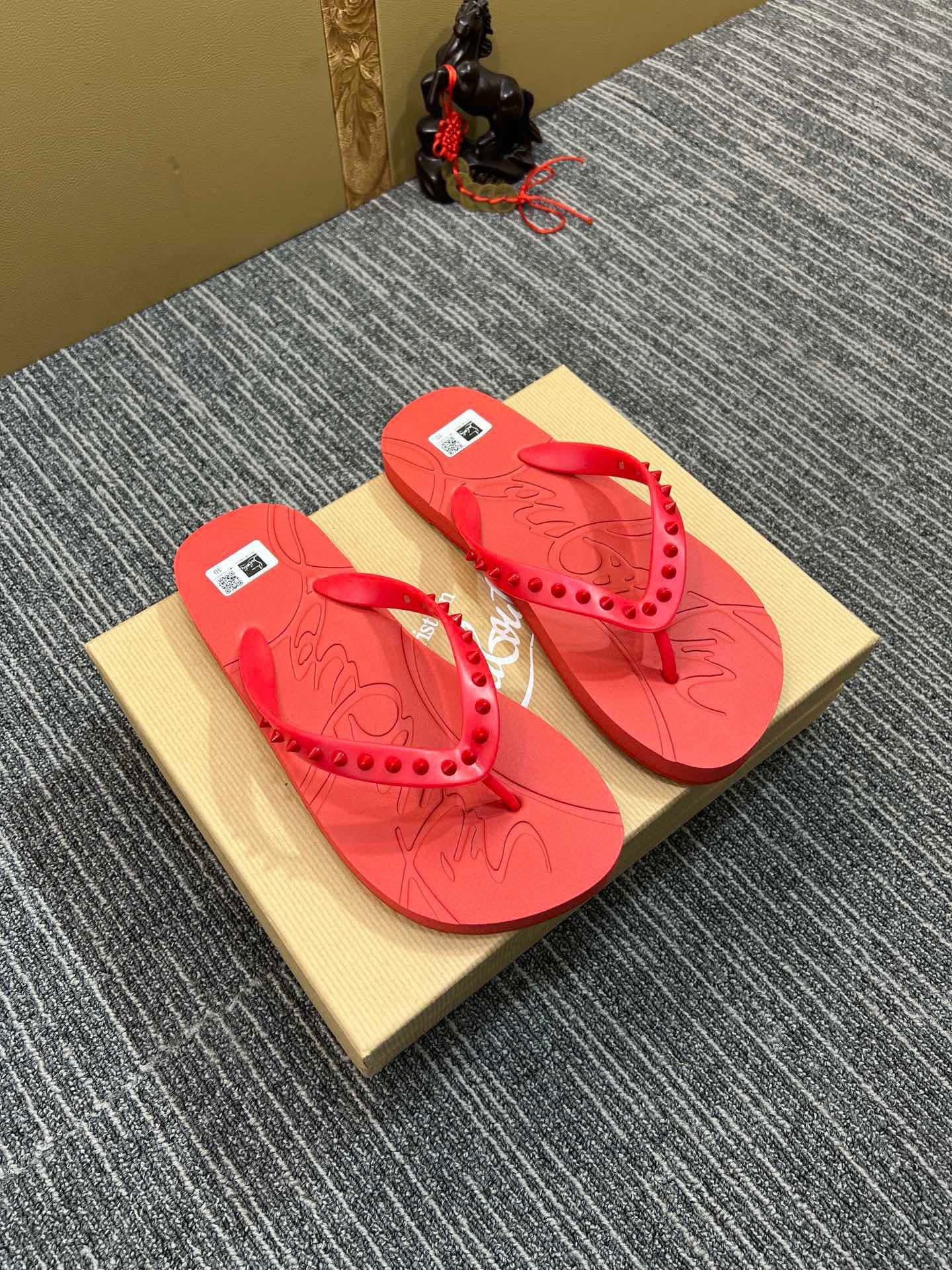 535ZA290ZDE Stylish Slippers