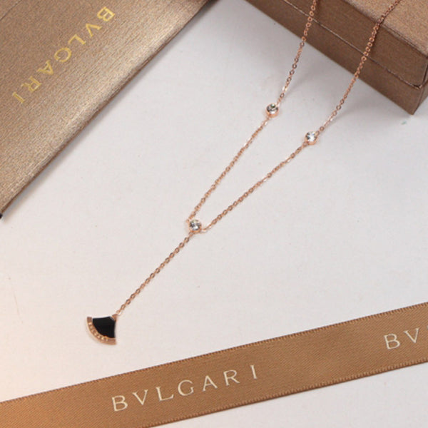 BI29XDE Stylish Necklaces