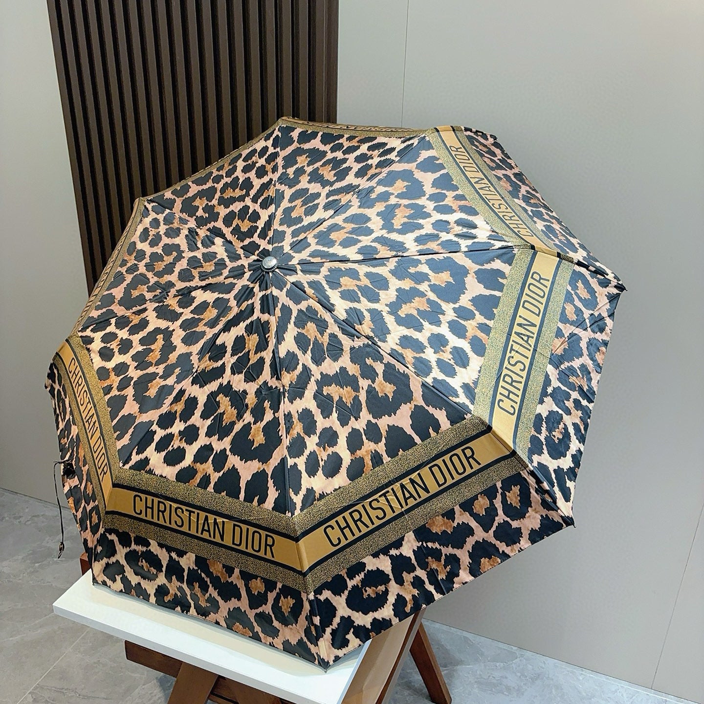 15RD29SDE Stylish UV resistant umbrella