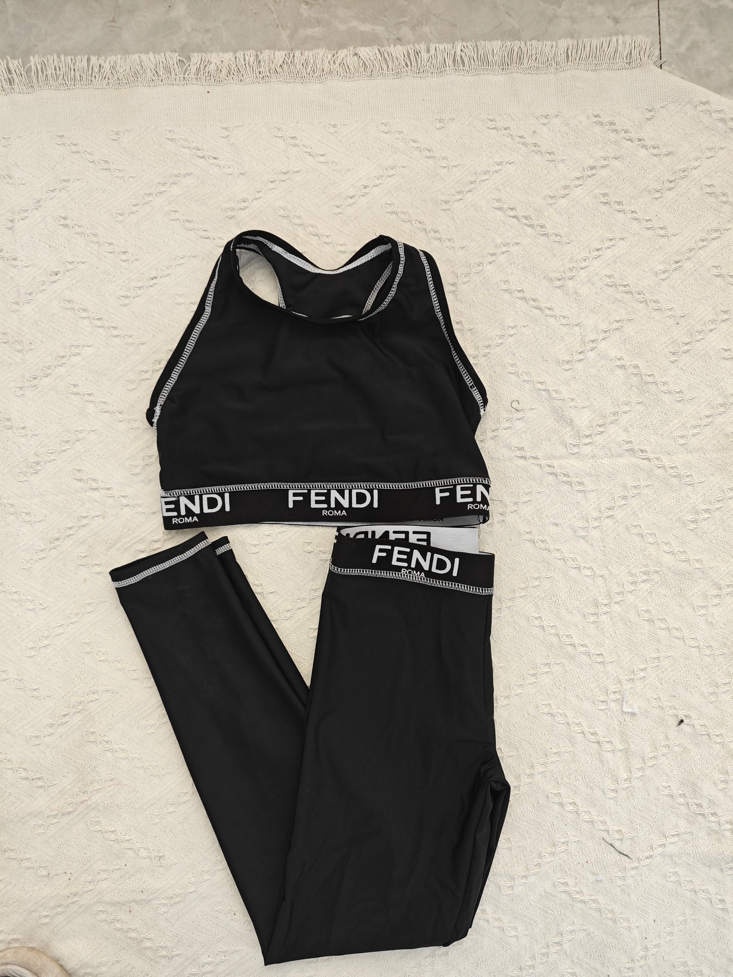 14D8YDE Stylish Long sleeve swimsuit